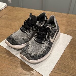 Nike Black and White Knit Running Shoes